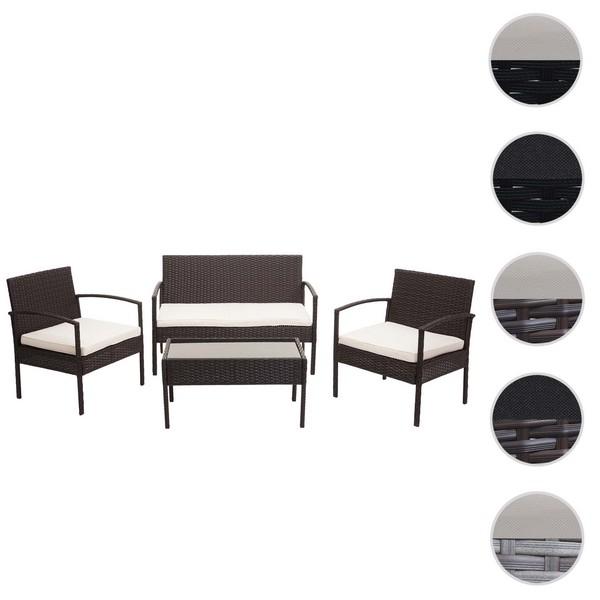 Brunt polyrattan loungesæt med sofa, to stole, bord og cremehvide hynder